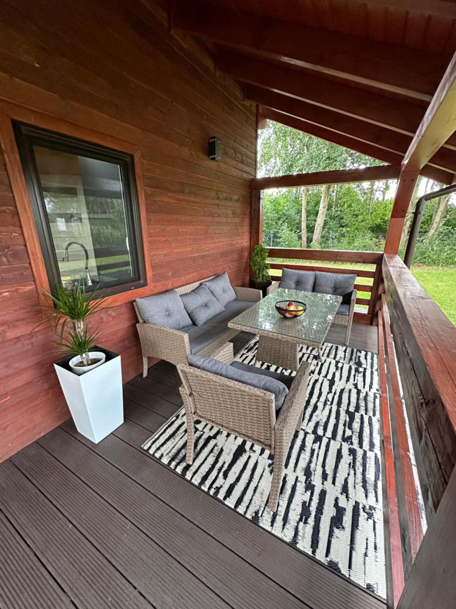 Villa Mahoniowe Zacisze Strzeszow Exterior foto